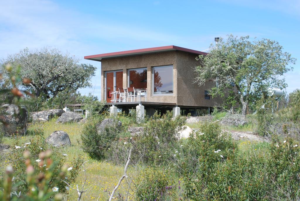 Bubulcus And Bolotas - Off Grid Nature Holiday Home Vimieiro  Buitenkant foto